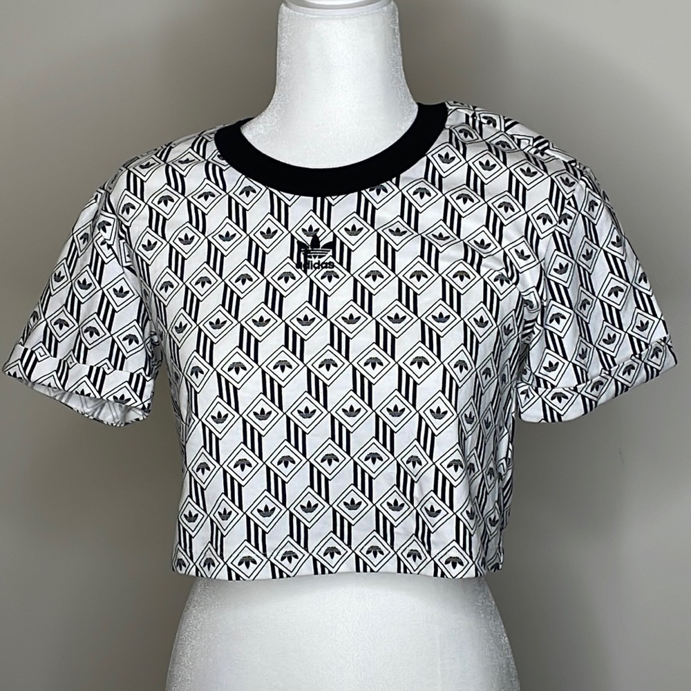 Adidas Size Small Crop Top